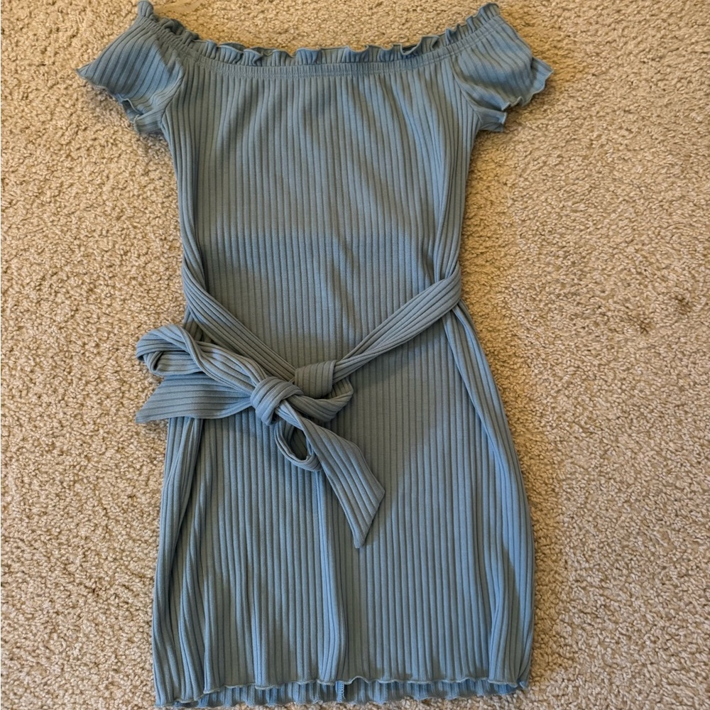 Elegant Blue Off-Shoulder Dress